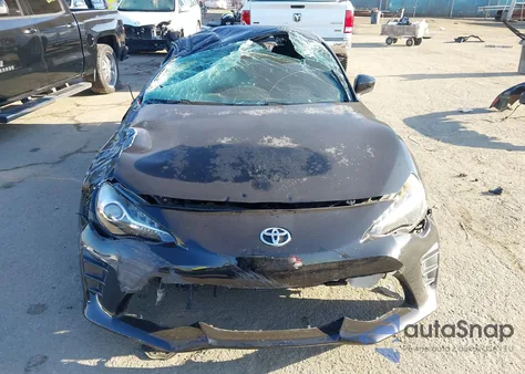 2018 Toyota 86 from USA, damaged, VIN JF1ZNAA14J9701035